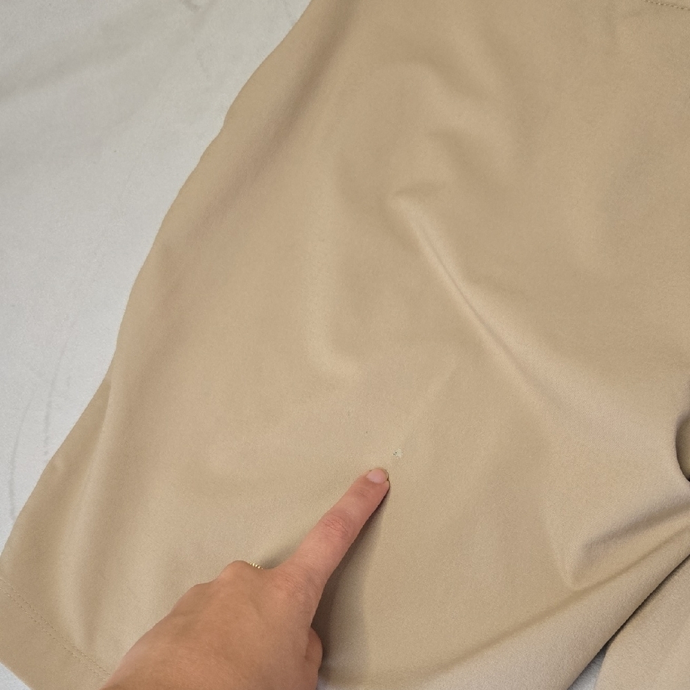 Tail Women's Beige Shorts - Picture 4 of 4